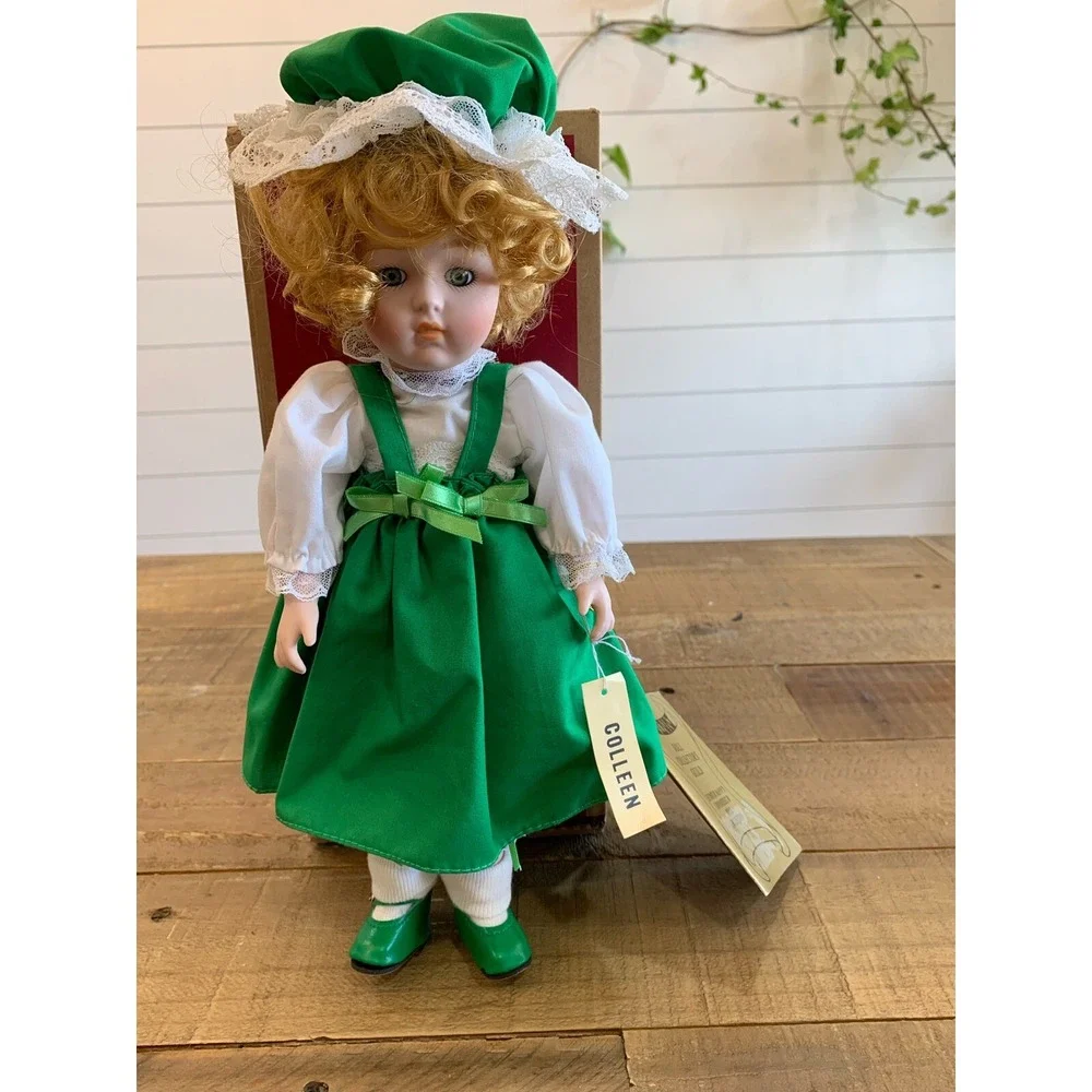 Vintage Seymour Mann Colleen Doll